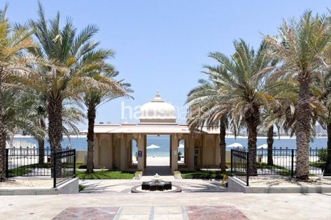 Apartment in Palm Jumeirah, Dubai 1 bedroom, 104 sq.m. № 44768 - photo 11