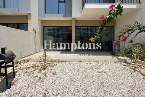 Townhouse in Sweden, The World Islands, Dubai 3 bedrooms, 173.91441600 sq.m. № 112952 - photo 11