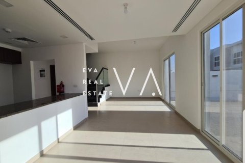 Townhouse in Dubai 4 bedrooms, 258.73 sq.m. № 52909 - photo 7