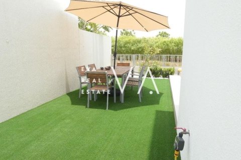 Villa in Dubai Hills, Dubai Hills Estate, Dubai 3 bedrooms, 265.14 sq.m. № 52847 - photo 8