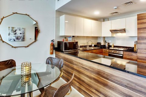 Appartement à Dubai Marina, Dubai, 2 chambres, 137 m², № 29951