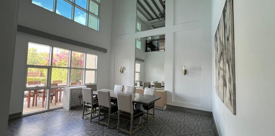 Villa à Dubai, 4 chambres, 965 m², № 95454