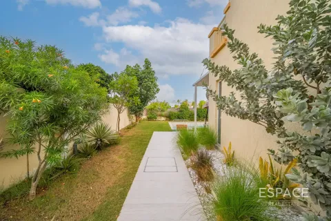 Villa en Springs 10, The Springs, Dubai, 4 dormitorios, 245 m², № 122382 - foto 16