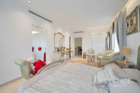 Villa en Springs 10, The Springs, Dubai, 4 dormitorios, 245 m², № 122382 - foto 7