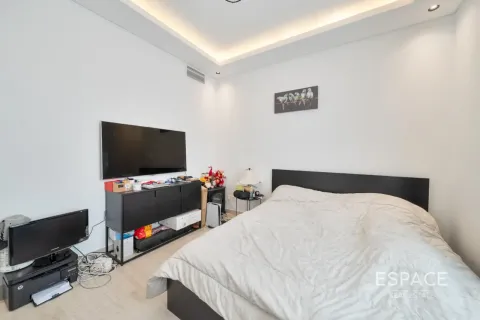Villa en Springs 10, The Springs, Dubai, 4 dormitorios, 245 m², № 122382 - foto 12