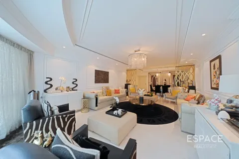 Купить квартиру в Дубай Марине, Дубай: 3 спальни, 330м², № 122379 - фото 2