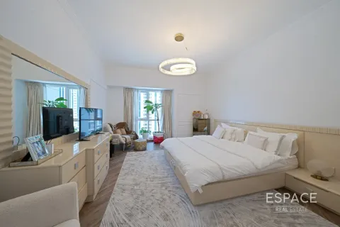 Купить квартиру в Дубай Марине, Дубай: 3 спальни, 330м², № 122379 - фото 11