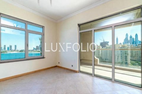 Apartment in Shoreline Apartments, Palm Jumeirah, Dubai 3 bedrooms, 200 sq.m. № 45619