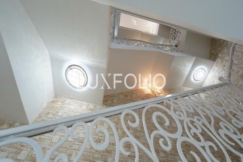 Купить виллу в Джумейра Вилладж Серкл, Дубай: 4 спальни, 129м², № 45618 - фото 10