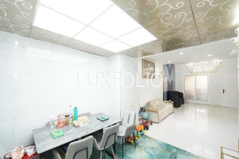 Купить виллу в Джумейра Вилладж Серкл, Дубай: 4 спальни, 129м², № 45618 - фото 7