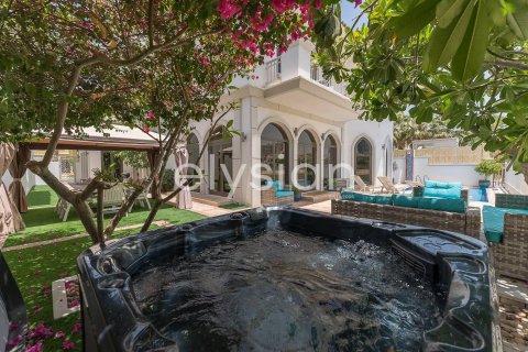 Villa in Garden Homes, Palm Jumeirah, Dubai 5 bedrooms, 623 sq.m. № 37915