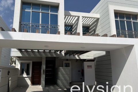 Villa in Al Furjan, Dubai 3 bedrooms, 182 sq.m. № 37916