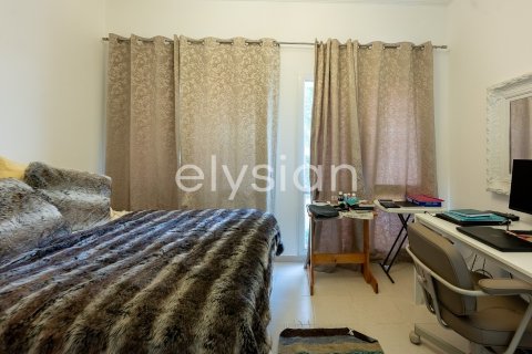 Villa en Meadows, Dubai, 5 dormitorios, 362 m², № 37918 - foto 10