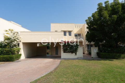 Villa en Meadows, Dubai, 5 dormitorios, 362 m², № 37918 - foto 29