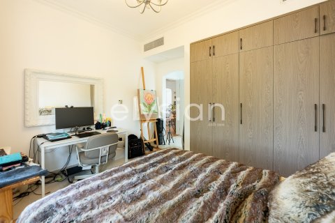 Villa en Meadows, Dubai, 5 dormitorios, 362 m², № 37918 - foto 11
