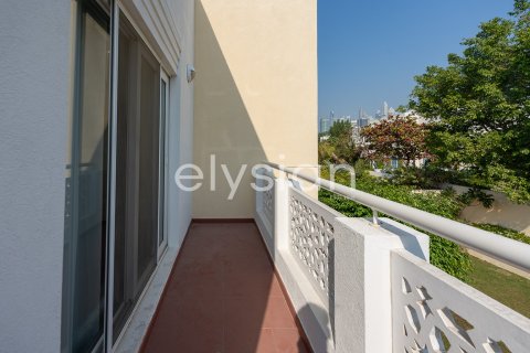 Villa en Meadows, Dubai, 5 dormitorios, 362 m², № 37918 - foto 25