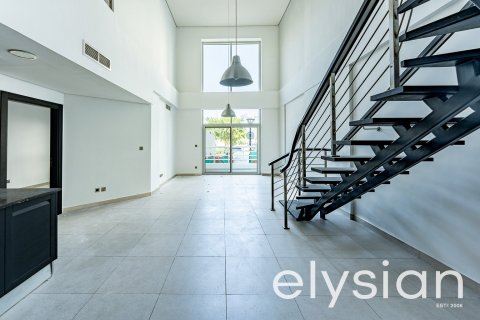 Duplex in Jumeirah Islands, Dubai 2 bedrooms, 198 sq.m. № 37920 - photo 2