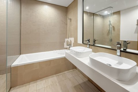 Appartement à Al Kifaf, Dubai, 2 chambres, 140 m², № 73800 - photo 11