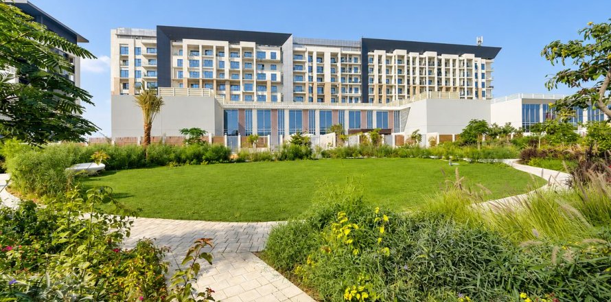 Таунхаус в Дубае, 1 спальня, 52.9м², № 118471