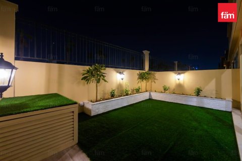 Maison de ville à Dubai, 4 chambres, 144 m², № 137921 - photo 7