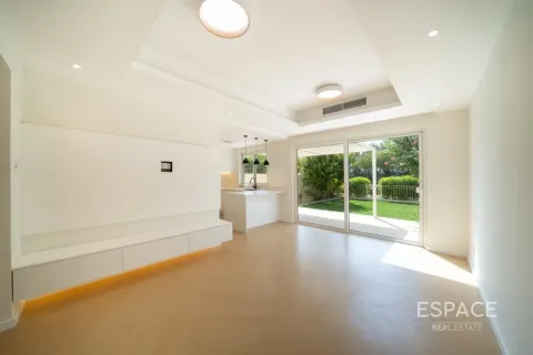 Villa in The Springs, Dubai 2 bedrooms, 153 sq.m. № 122252 - photo 19