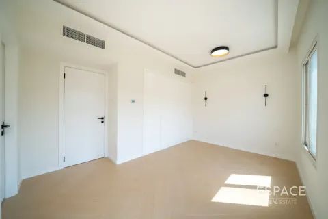 Villa in The Springs, Dubai 2 bedrooms, 153 sq.m. № 122252 - photo 7