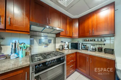 Купить виллу в Арабиан Ранчес, Дубай: 2 спальни, 226м², № 122255 - фото 18