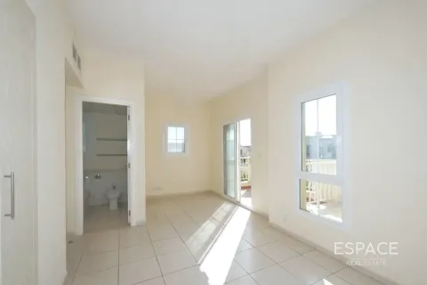 Villa à Springs 15, The Springs, Dubai, 2 chambres, 167 m², № 122254 - photo 4