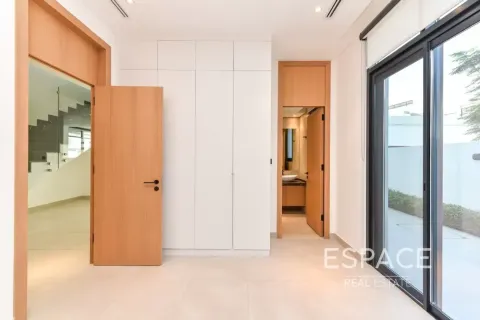 Купить виллу в Jumeirah Luxury, Джумейра Гольф Эстейтс, Дубай: 4 спальни, 321м², № 122463 - фото 7
