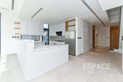 Купить виллу в Jumeirah Luxury, Джумейра Гольф Эстейтс, Дубай: 4 спальни, 321м², № 122463 - фото 4