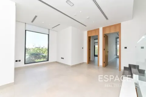 Купить виллу в Jumeirah Luxury, Джумейра Гольф Эстейтс, Дубай: 4 спальни, 321м², № 122463 - фото 8