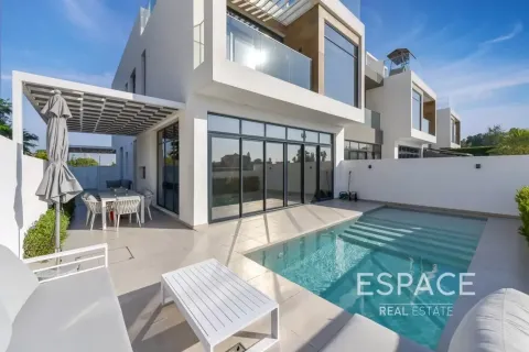 Villa à Jumeirah Luxury, Jumeirah Golf Estates, Dubai, 4 chambres, 321 m², № 122463