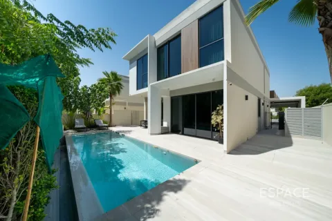 Вилла в Tilal Al Ghaf, Дубай, 4 спальни, 372м², № 122744