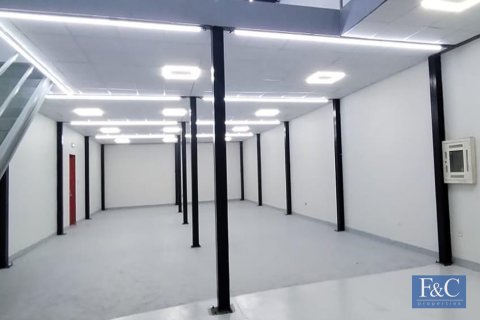 Entrepôt à Al Quoz Industrial Area, Al Quoz, Dubai, 766 m², № 103776 - photo 10