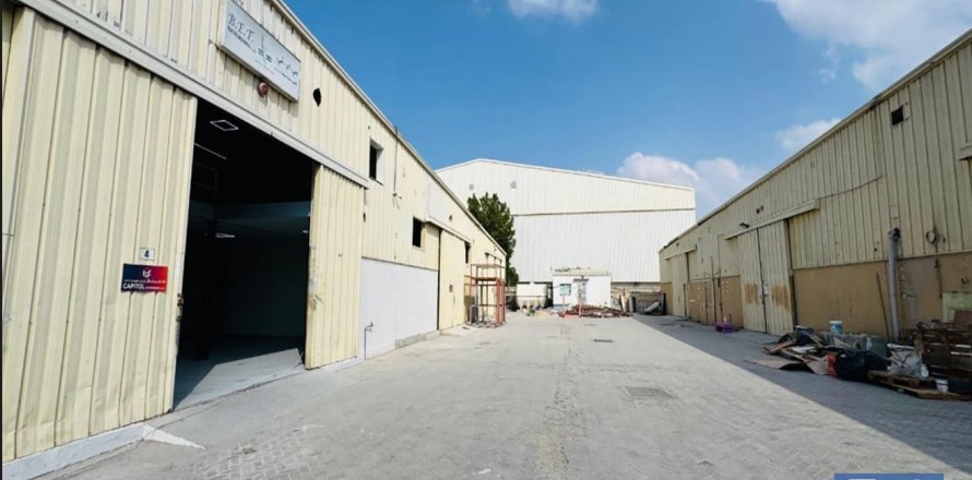 Entrepôt à Al Quoz Industrial Area, Al Quoz, Dubai, 766 m², № 103776