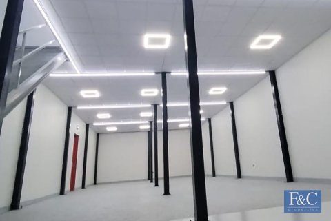 Entrepôt à Al Quoz Industrial Area, Al Quoz, Dubai, 766 m², № 103776 - photo 4