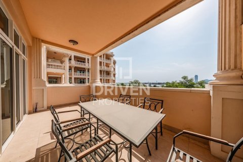 Apartment in The Crescent, Palm Jumeirah, Dubai 3 bedrooms, 238.39 sq.m. № 140158 - photo 13
