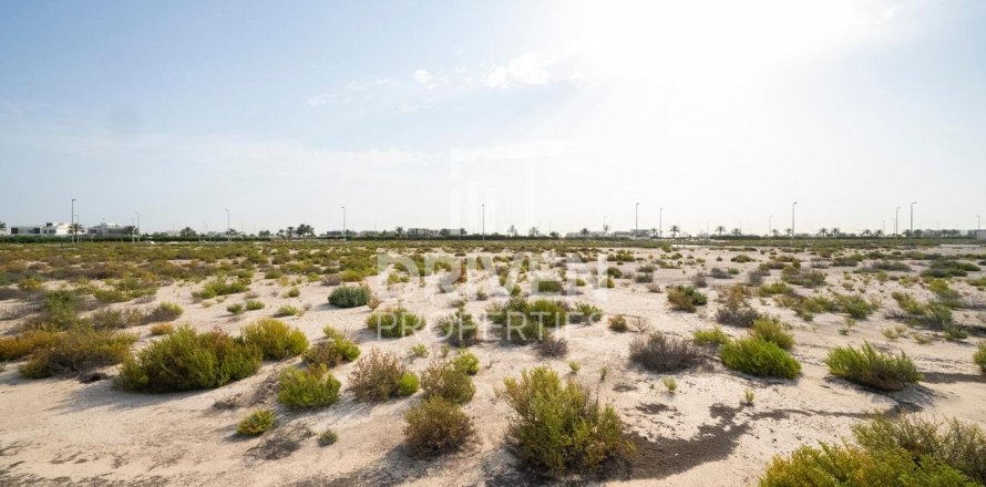 Land in Jebel Ali, Dubai 1013.67 sq.m. № 140157