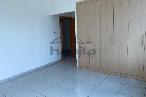 Apartment in Jumeirah Lake Towers, Dubai 3 bedrooms, 122.1 sq.m. № 7784 - photo 8