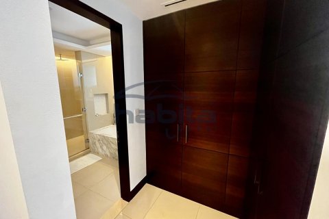 Apartment in The Address Sky View Towers, Downtown Dubai (Downtown Burj Dubai), Dubai 4 bedrooms, 235.8 sq.m. № 7786 - photo 9