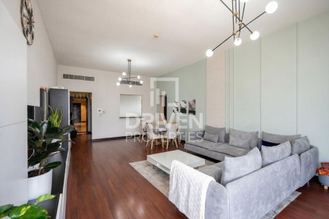 Appartement à Jumeirah Lake Towers, Dubai, 2 chambres, 154.03 m², № 142760