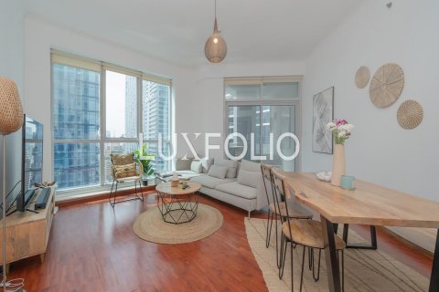 Apartment in Dubai Marina, Dubai 2 bedrooms, 117 sq.m. № 45401 - photo 16