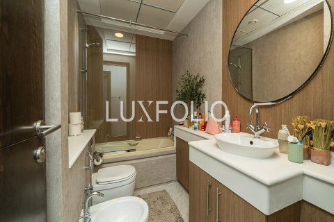 Apartment in Dubai Marina, Dubai 2 bedrooms, 117 sq.m. № 45401 - photo 14
