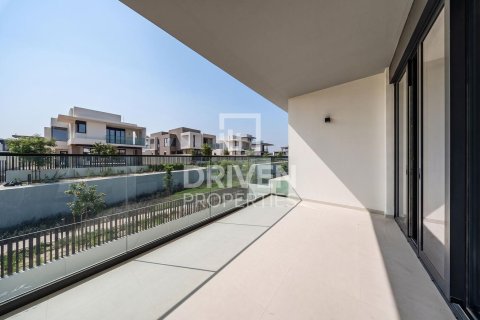 Снять в аренду виллу в Джабаль-Али, Дубай: 4 спальни, 629.98м², № 127855 - фото 22