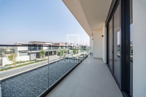 Снять в аренду виллу в Джабаль-Али, Дубай: 4 спальни, 629.98м², № 127855 - фото 21
