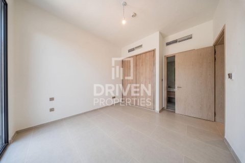 Снять в аренду виллу в Джабаль-Али, Дубай: 4 спальни, 629.98м², № 127855 - фото 3