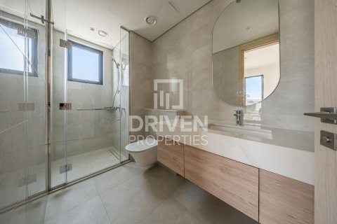 Снять в аренду виллу в Джабаль-Али, Дубай: 4 спальни, 629.98м², № 127855 - фото 17