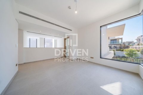 Снять в аренду виллу в Джабаль-Али, Дубай: 4 спальни, 629.98м², № 127855 - фото 11