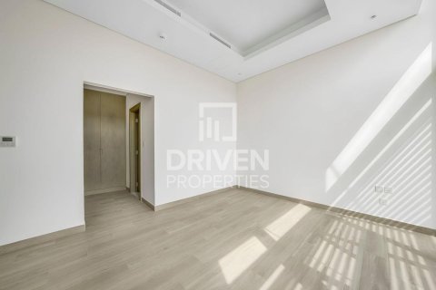 Снять в аренду виллу в District One, Мохаммед Бин Рашид Сити, Дубай: 4 спальни, 569.96м², № 127856 - фото 14
