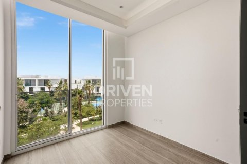 Снять в аренду таунхаус в Аль-Барари, Дубай: 4 спальни, 180.32м², № 127858 - фото 9